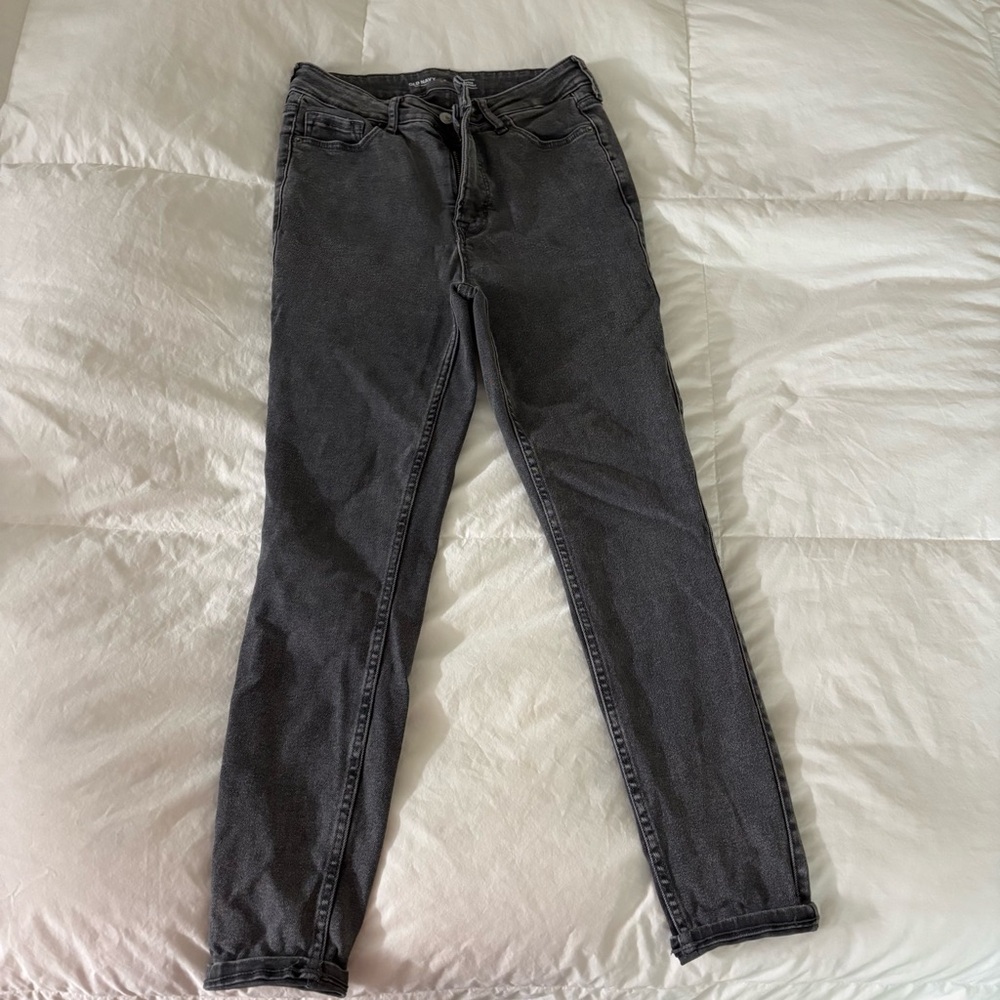 Old Navy Extra High Rise Rockstar Super Skinny Black Wash Jeans